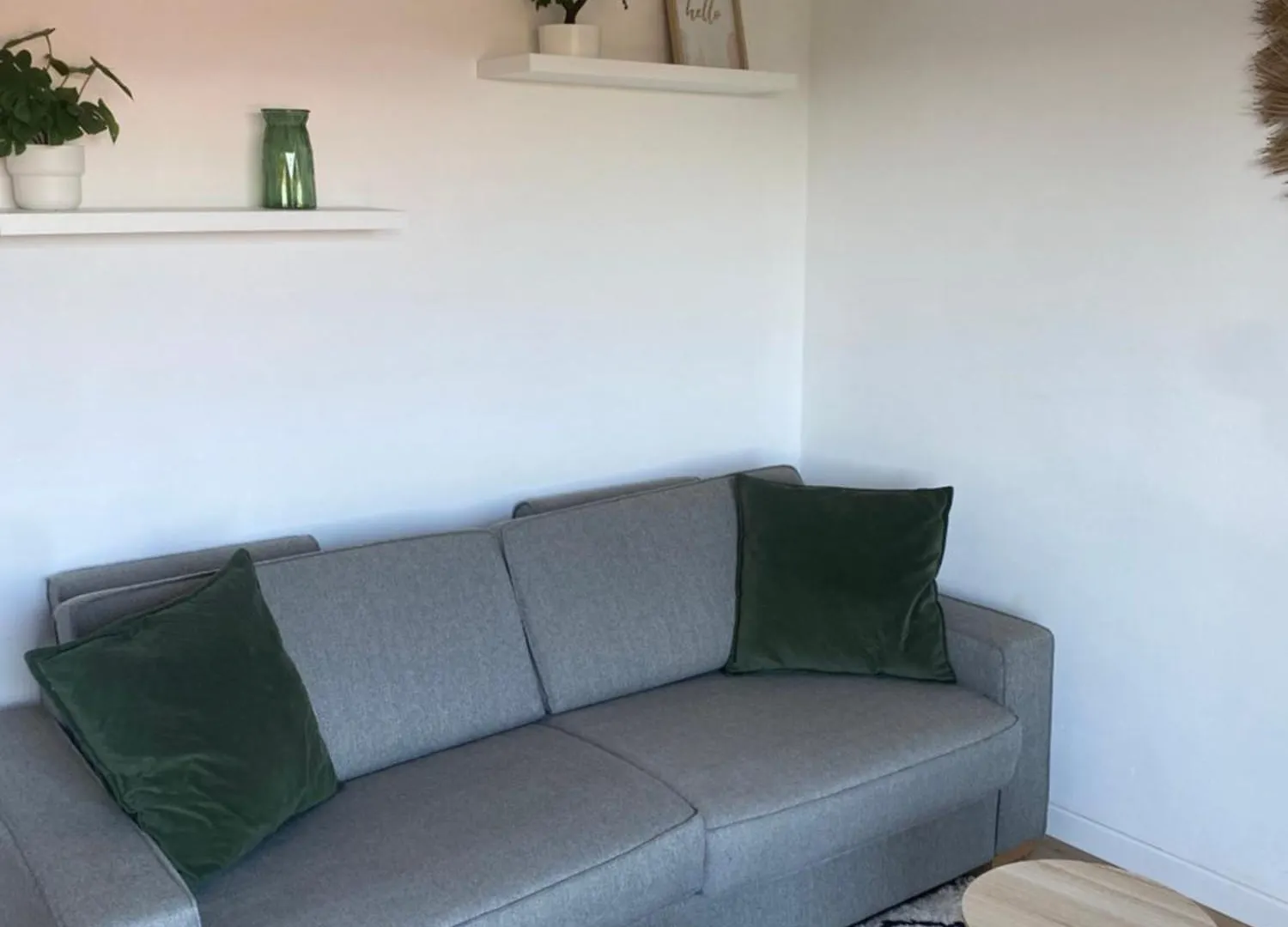 Ramonville Parking Prive Balcon Cafe France